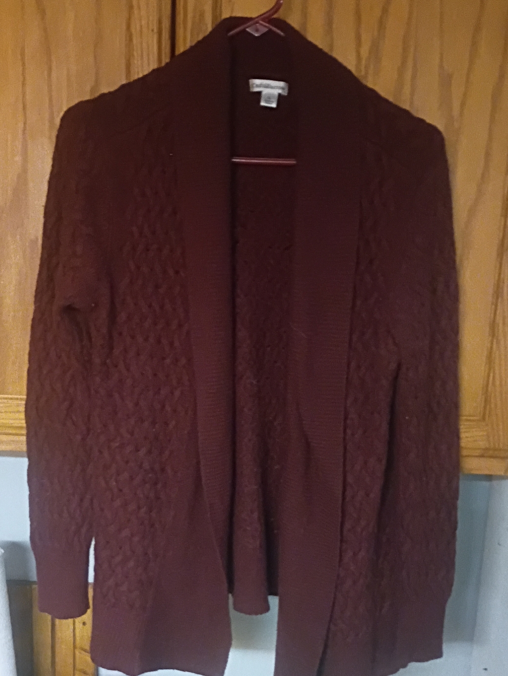 Croft&Barrow Sz large Burgundy Open Cable Cardigan